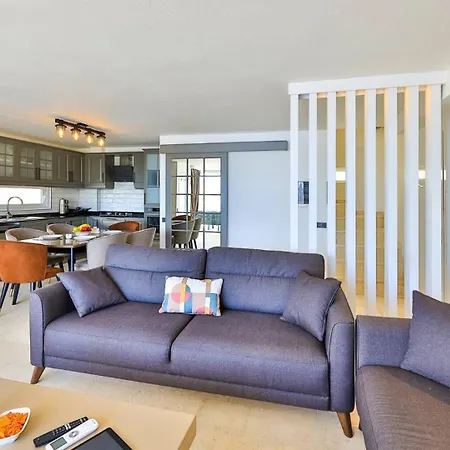 Luxury Seaview In Kisla Close To The Villa