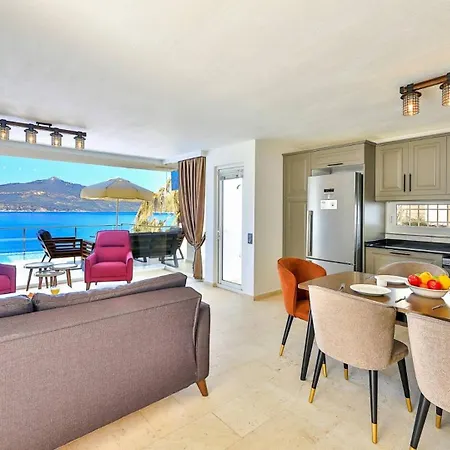 Luxury Seaview In Kisla Close To The Villa