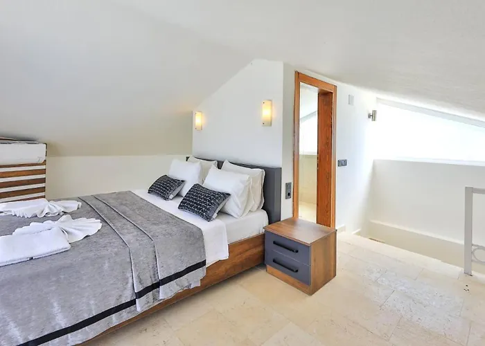 Luxury Seaview In Kisla Close To The *